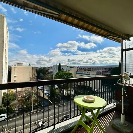 The Ballon Park- Bright With Air Conditioning Parking And Terrace! *